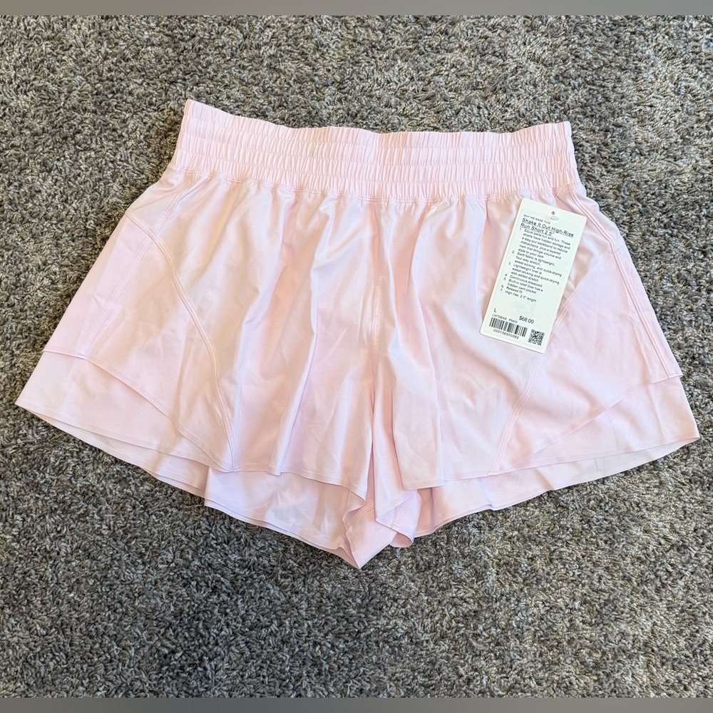 Lululemon Shake It Out High-Rise Short